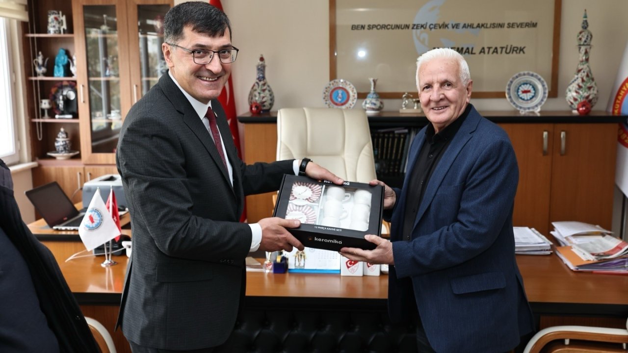 Başkan Eyüp Kahveci: "Kütahya’daki tüm kurum ve kuruluşlarımızla omuz omuza çalışacağız"