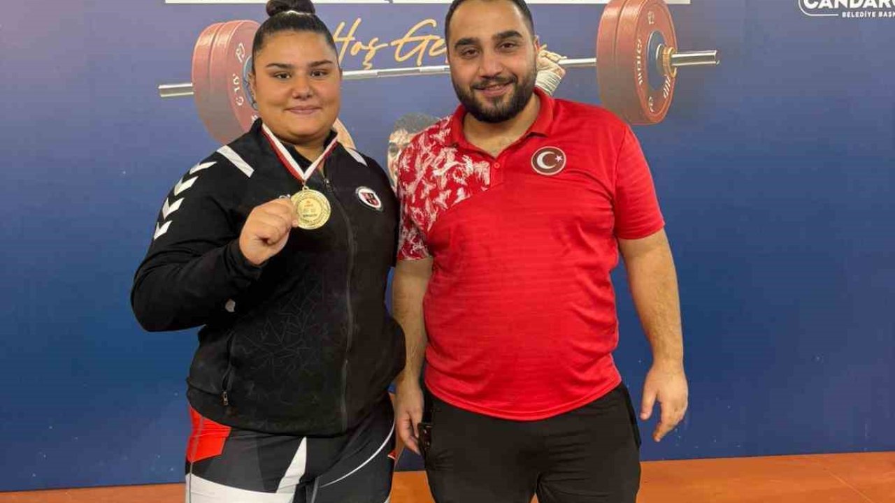 Düzceli halterciler Balkan Şampiyonası’nda Türkiye’yi temsil edecek