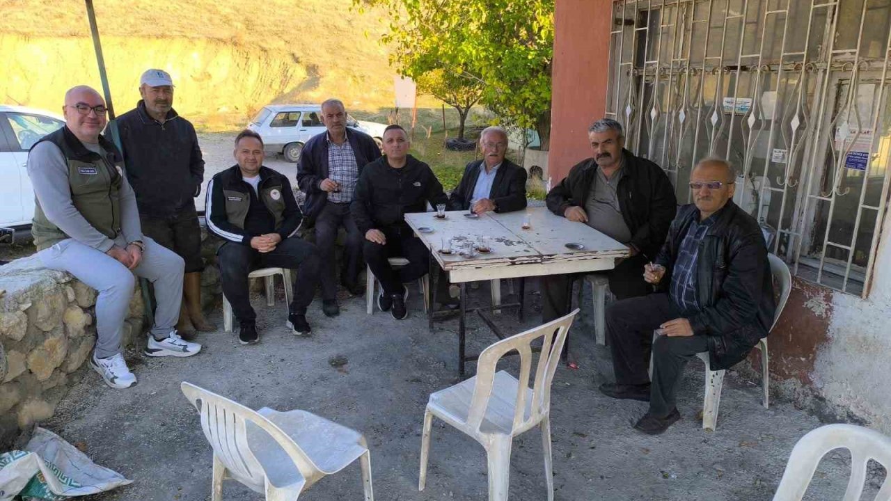 Dinar’da çiftçilere eğitim