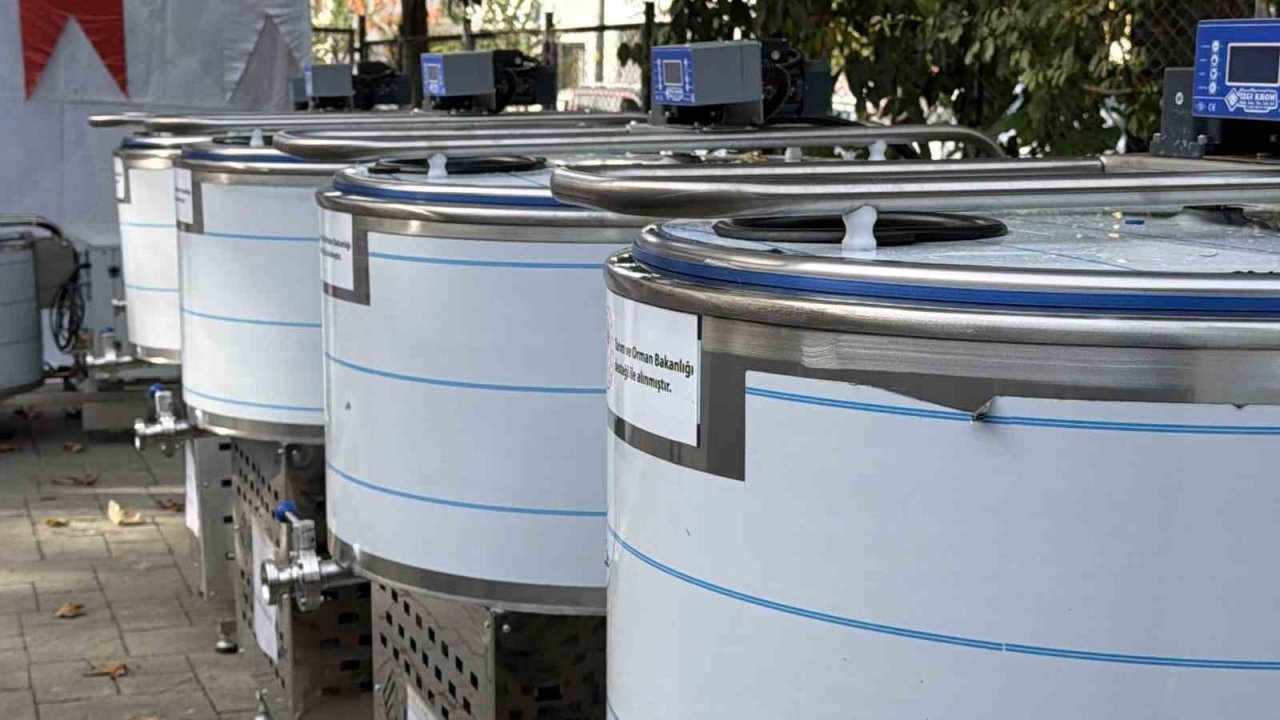 Düzce’de süt üreticilerine yüzde 100 hibe ile süt soğutma tankı desteği