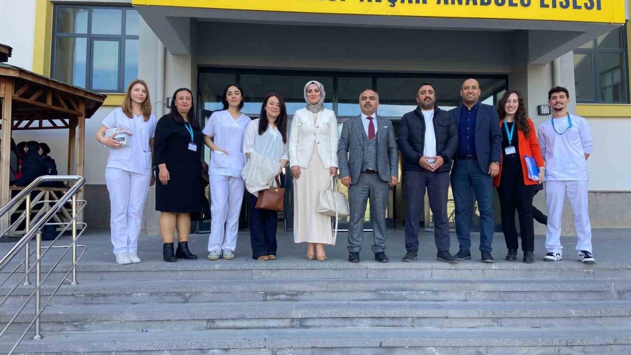 Niğde’de Ağız ve Diş Sağlığı Haftası’nda öğrencilere tarama yapıldı