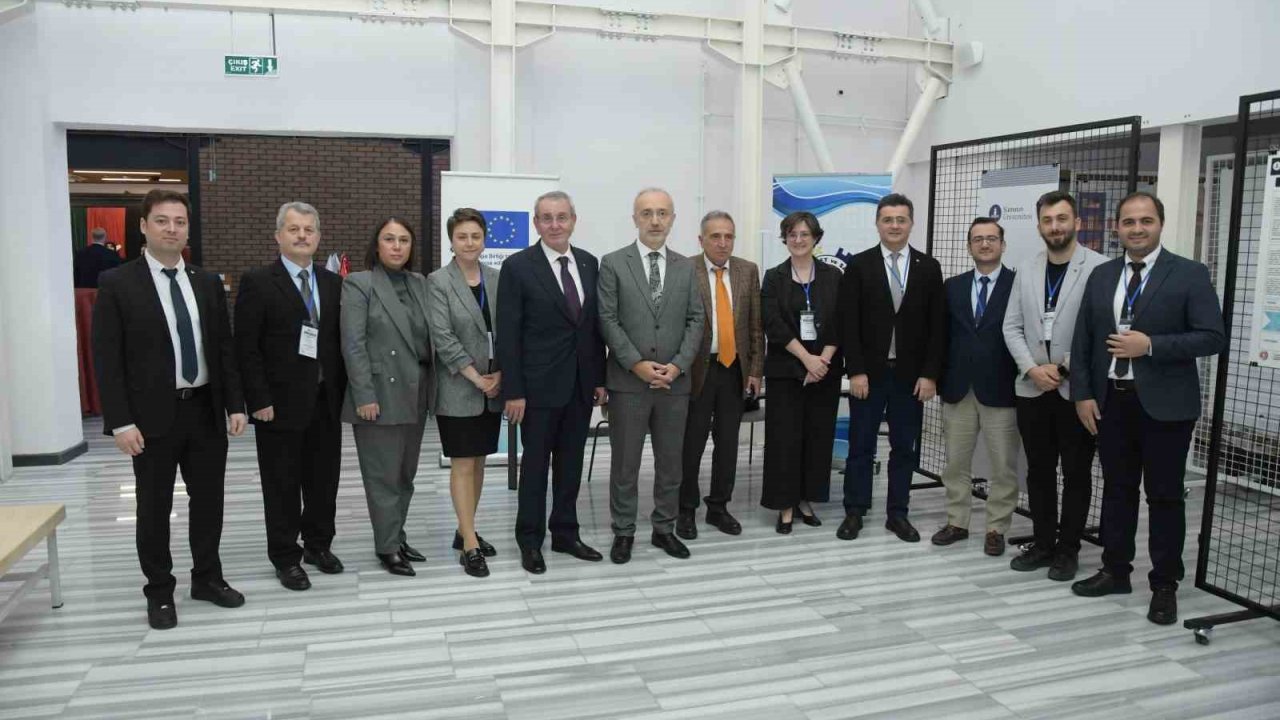 Samsun TSO AB Bilgi Merkezi PROJEX Proje Pazarı’nda gençlerle buluştu