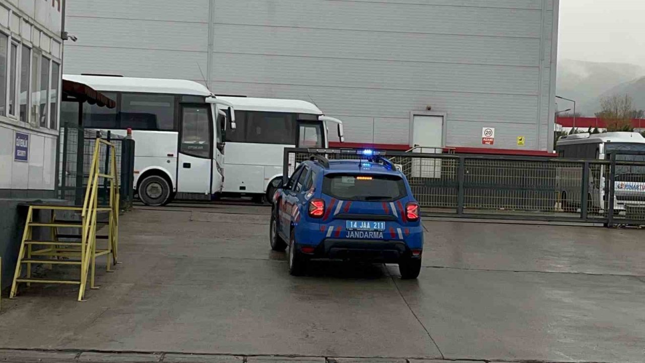 Gezer Fabrikası’nda işçiler iş bıraktı