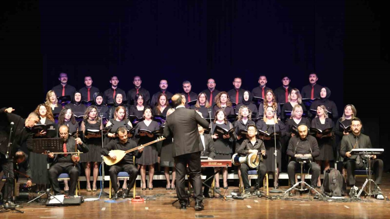 Öğretmenler Günü’nde ’Hizmet Şeref Madalyaları’ sahiplerini buldu