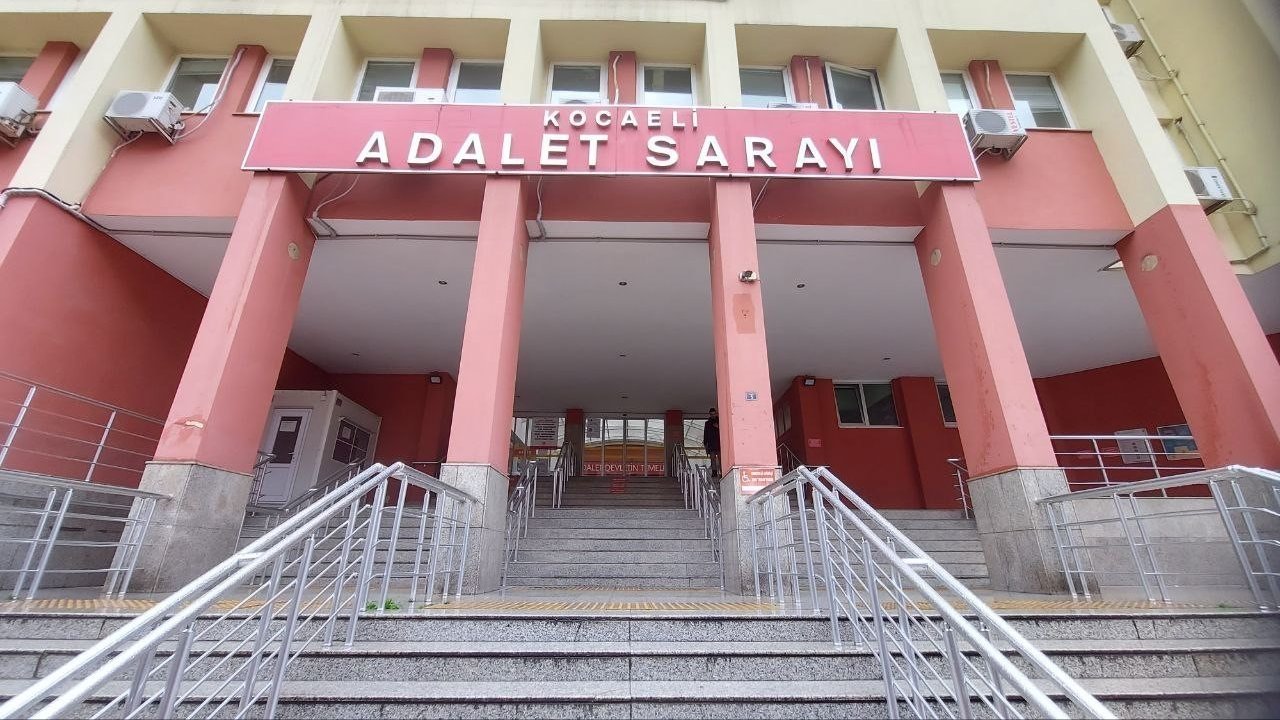Kocaeli Adliyesi’ndeki emanet bürosundan ziynet ve döviz çalındı