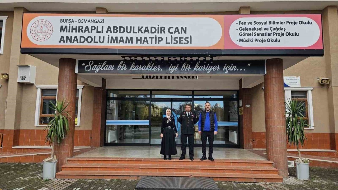 Şehit kızı öğretmen unutulmadı