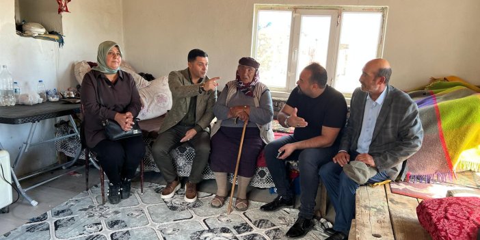 MHP Çiçek Teyzeye Yardım Eli Uzattı!