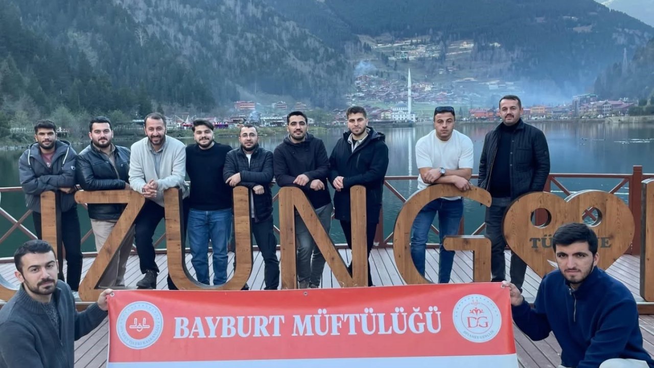 Bayburt’ta üniversite öğrencilerine yönelik tarih ve kültür gezisi düzenlendi