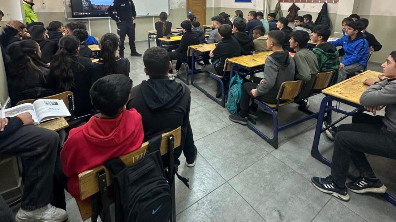 Selim’de 65 öğrenciye "Trafik Dedektifleri" eğitimi