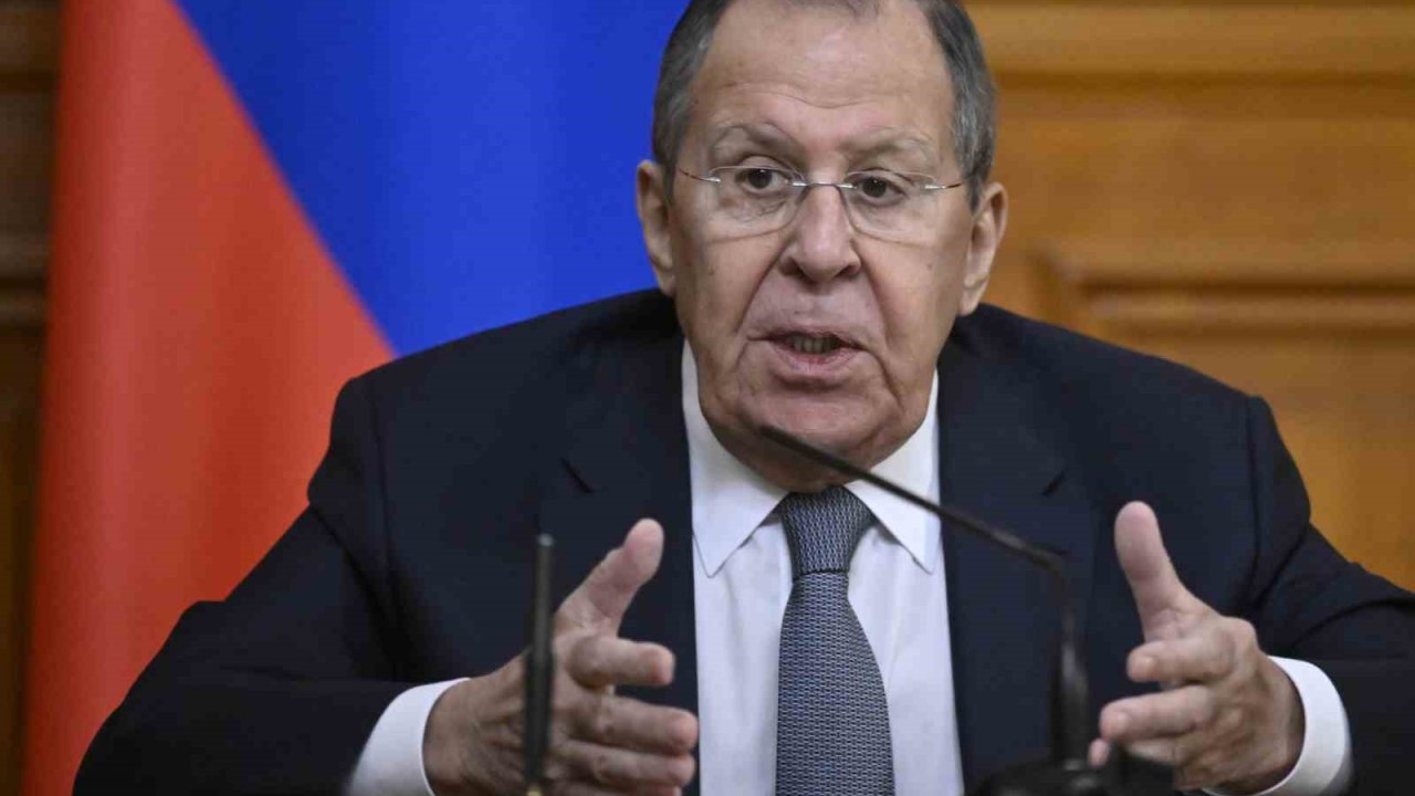 Lavrov: "Türkiye ve Belarus gibi bazı ülkelerin yapıcı bir arabulucu rolü üstlenebileceğini görüyoruz"