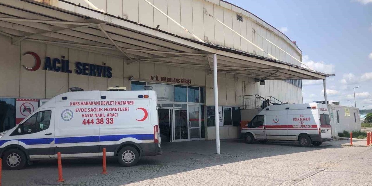 Kars’ta silahlı kavga, yaralılar var!