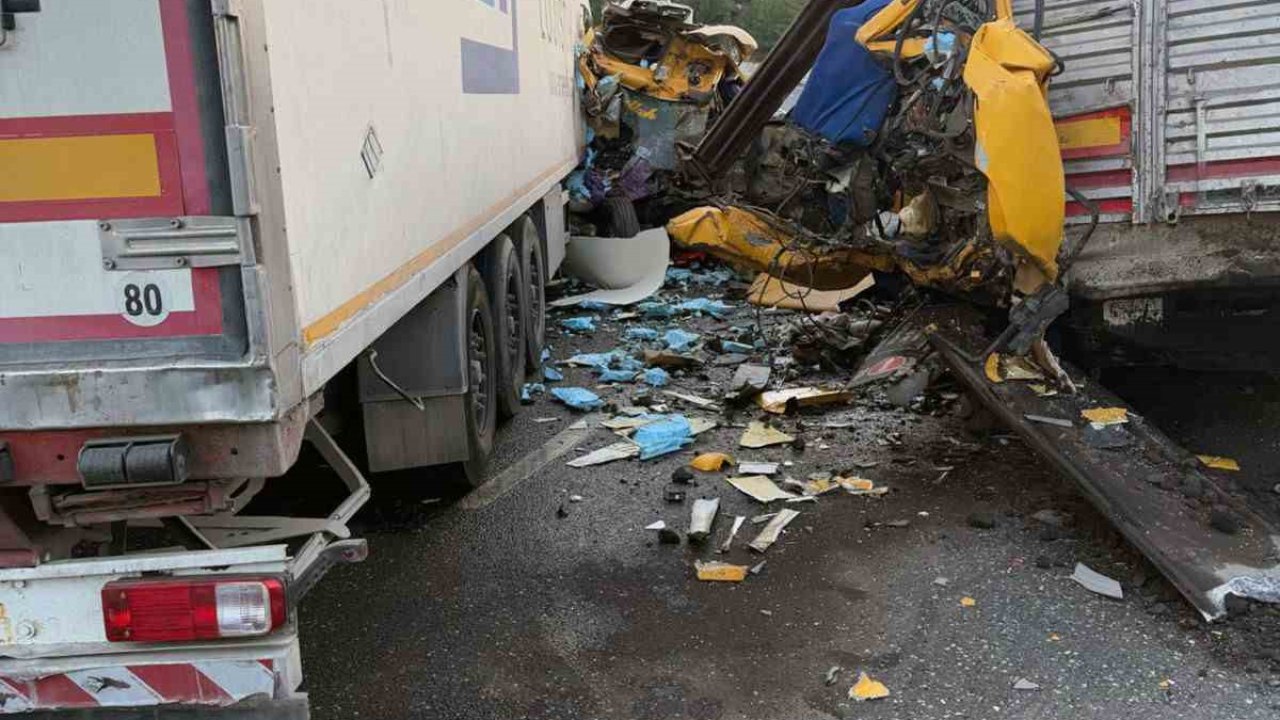 Çine-Yatağan karayolunda kaza, birisi ağır 2 yaralı