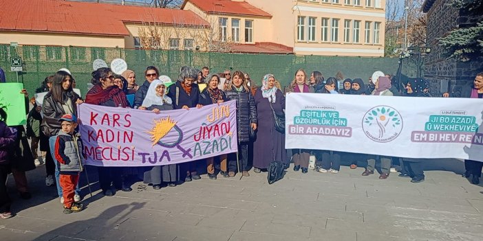 Kars DEM Parti’den kadına yönelik şiddete karşı açıklama