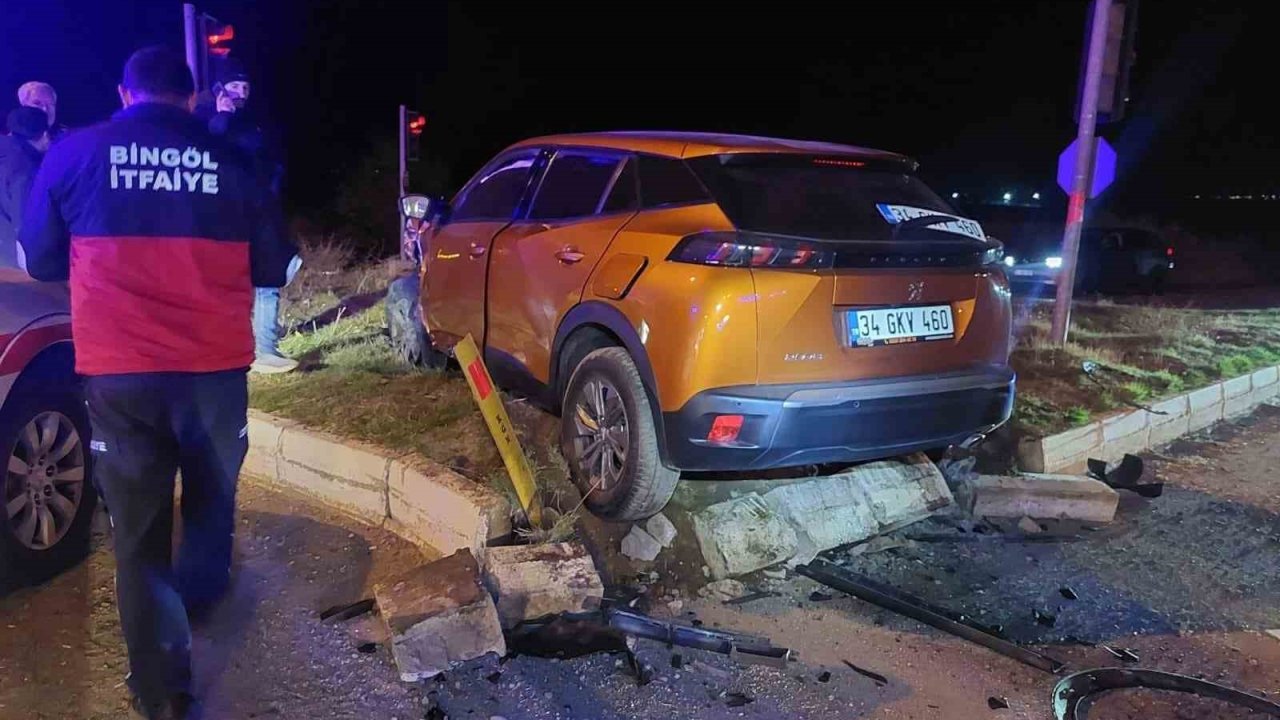 Bingöl’de trafik kazası: 4 yaralı