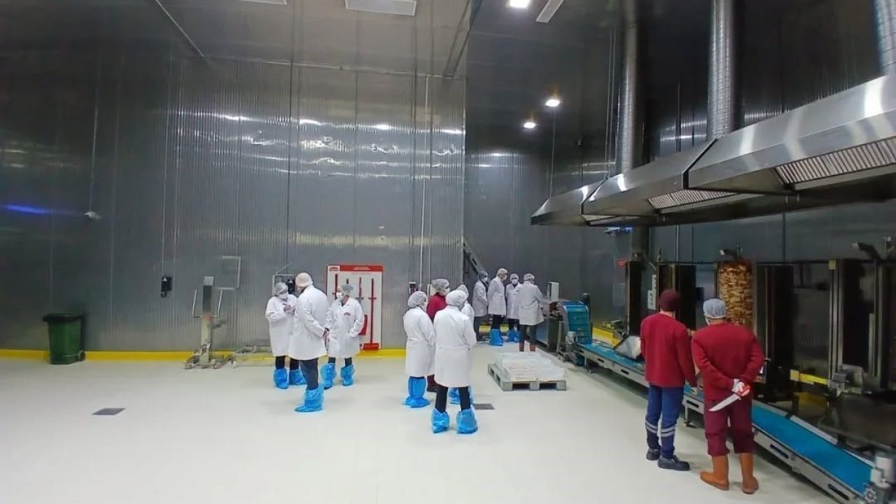 Buharkent’te kanatlı döner üretim tesisinde inceleme yapıldı