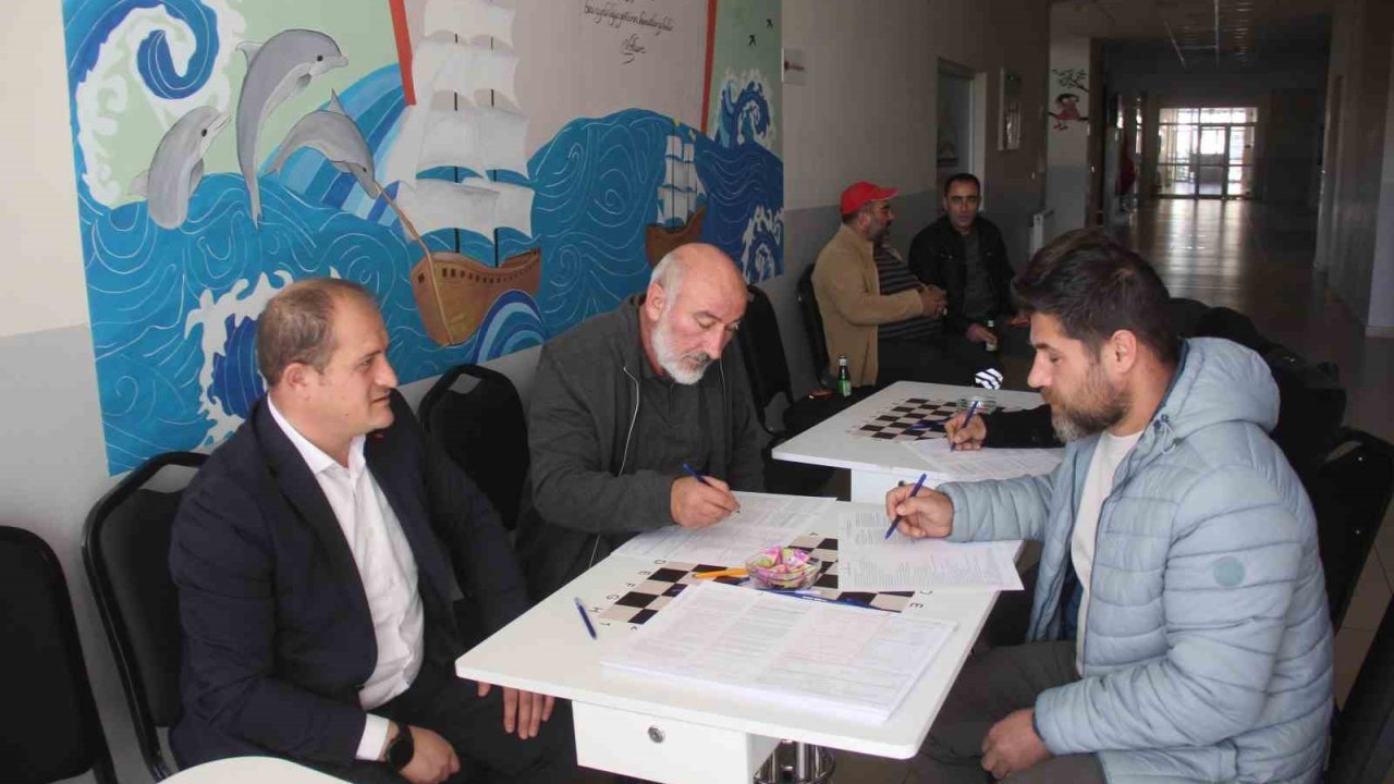 Sivas’ta öğrenciler ve veliler kan bağışı için seferber oldu