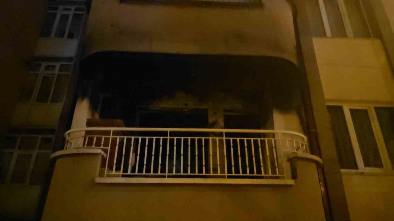 Kütahya’da apartman yangını: 1 kişi hayatını kaybetti, 2 kişi yaralandı