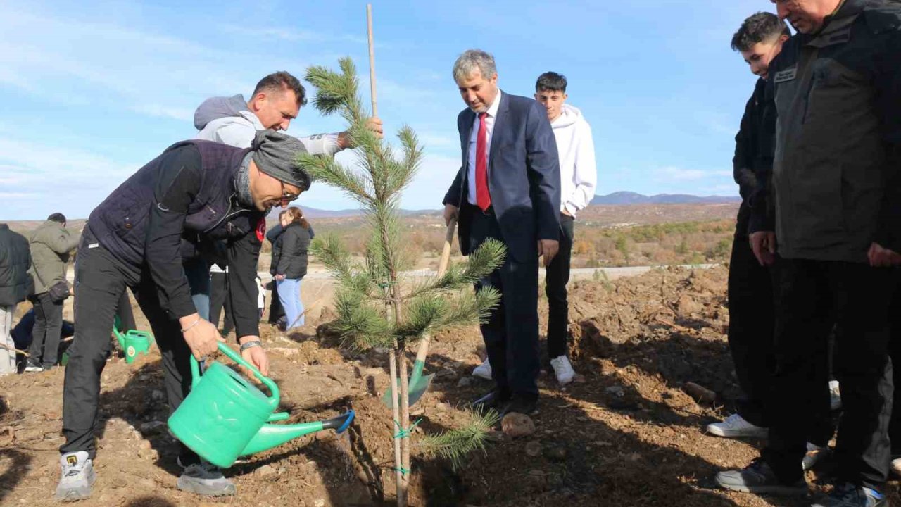 Kütahya’da fidan dikimi etkinliği gerçekleştirildi