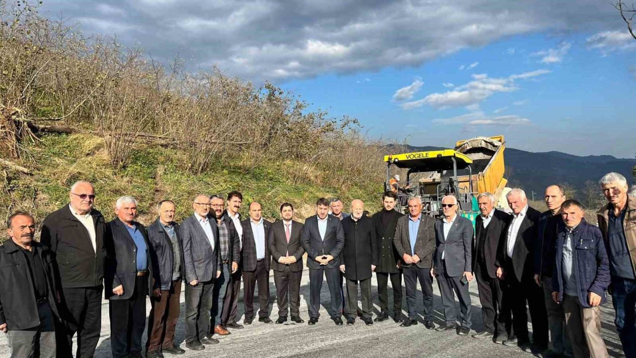 Başkan Türkcan: "Sarpdere-Damarlı yolu hak ettiği değere kavuşuyor"