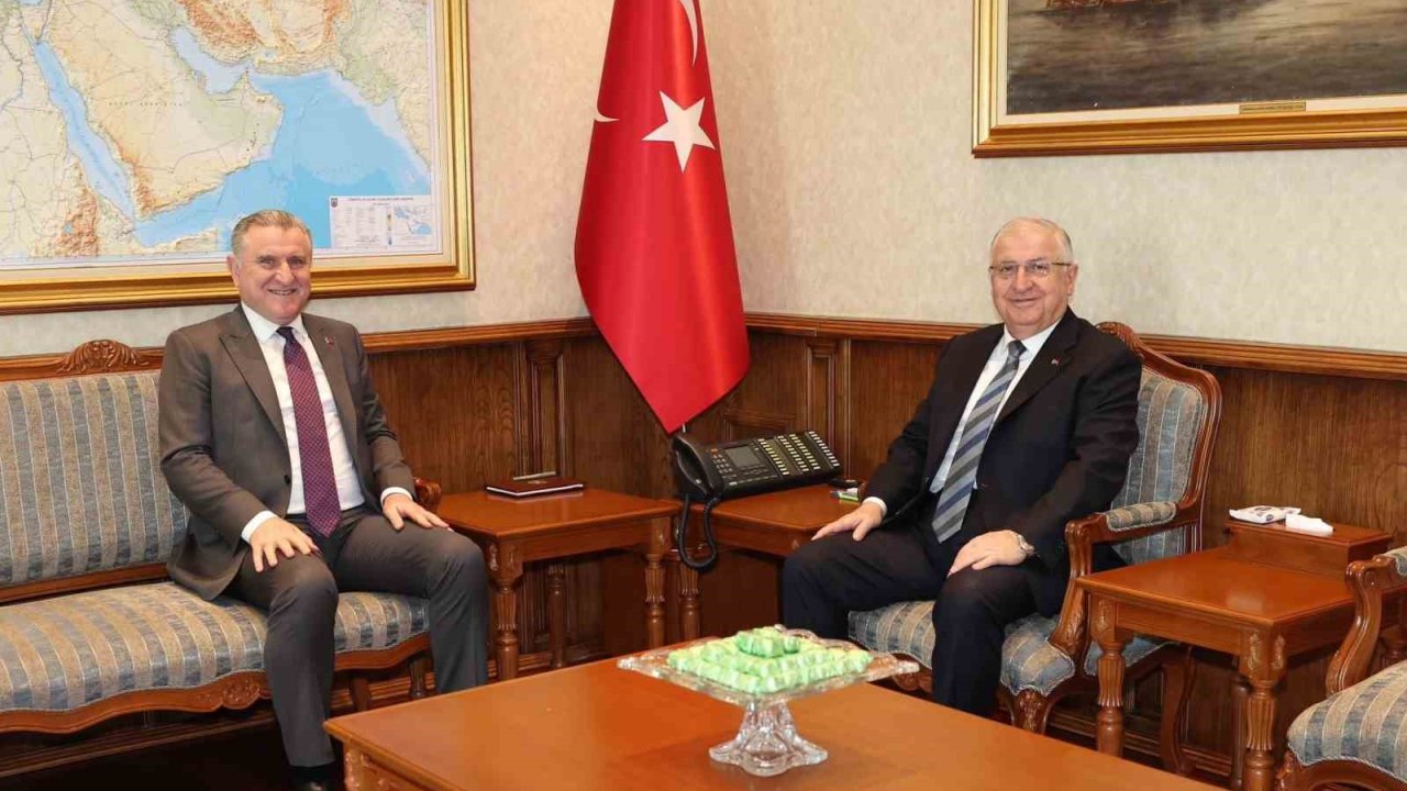 Bakan Güler, Bakan Bak ile görüştü