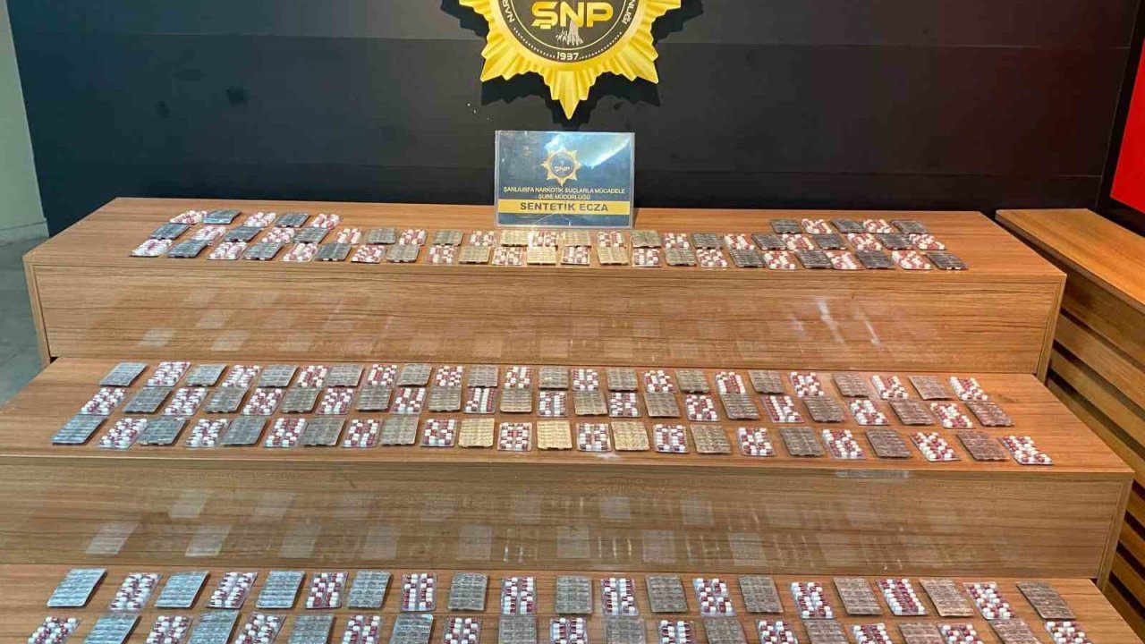 Şanlıurfa’da 2 bin 404 uyuşturucu hapla yakalanan şahsa gözaltı