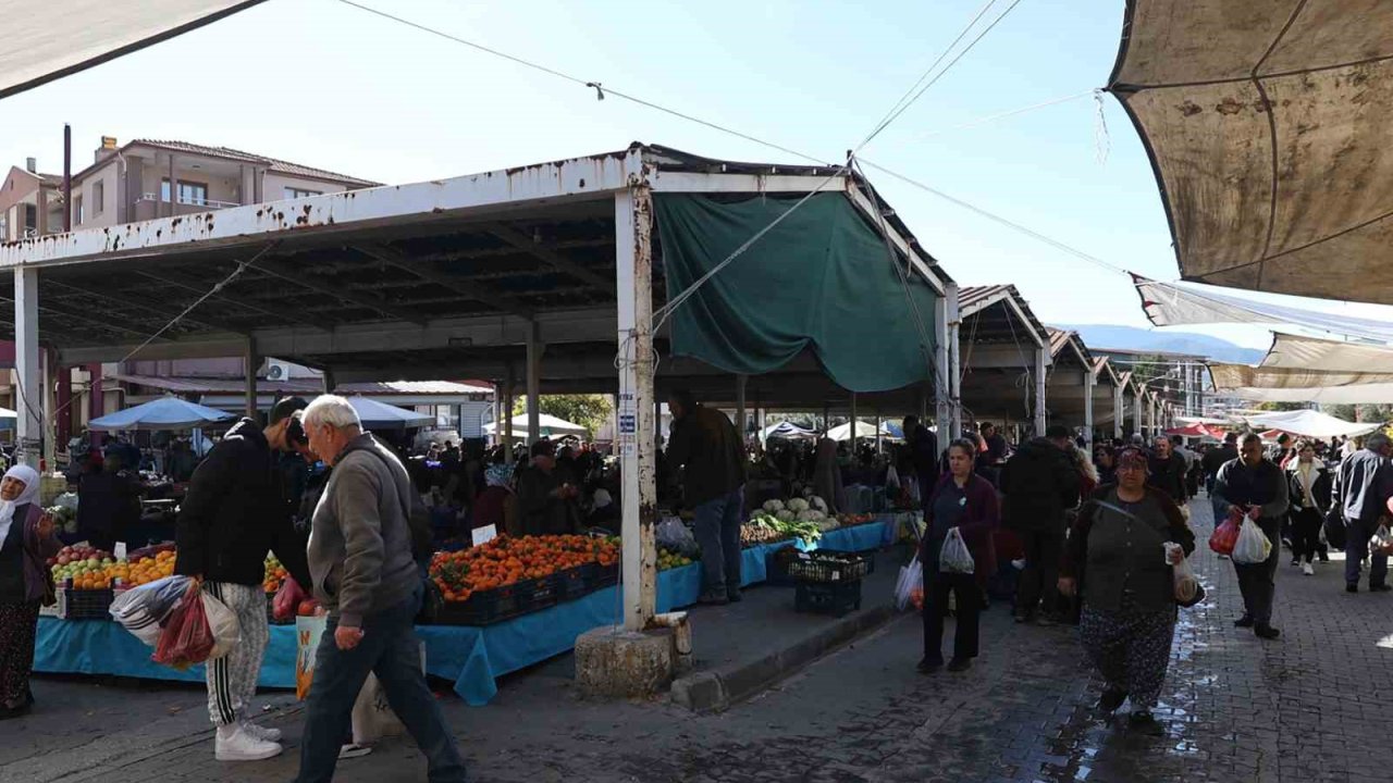 Muğla Büyükşehir Yatağan pazar yerini yeniliyor