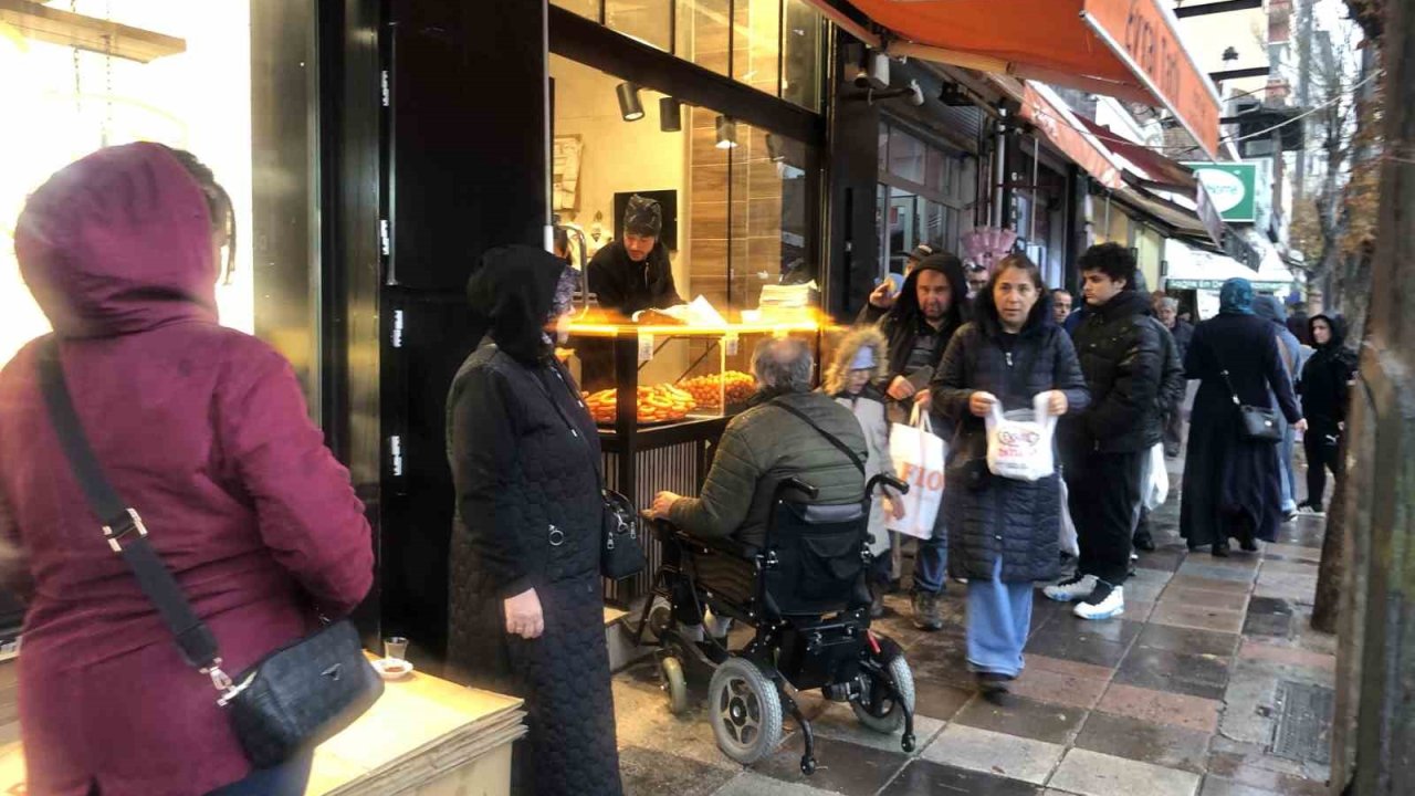 Eskişehir’de yağış etkisini gösterdi