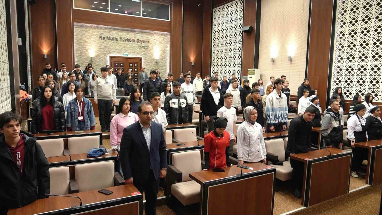 Keçiören’de stajyer öğrencilere sağlık eğitimi