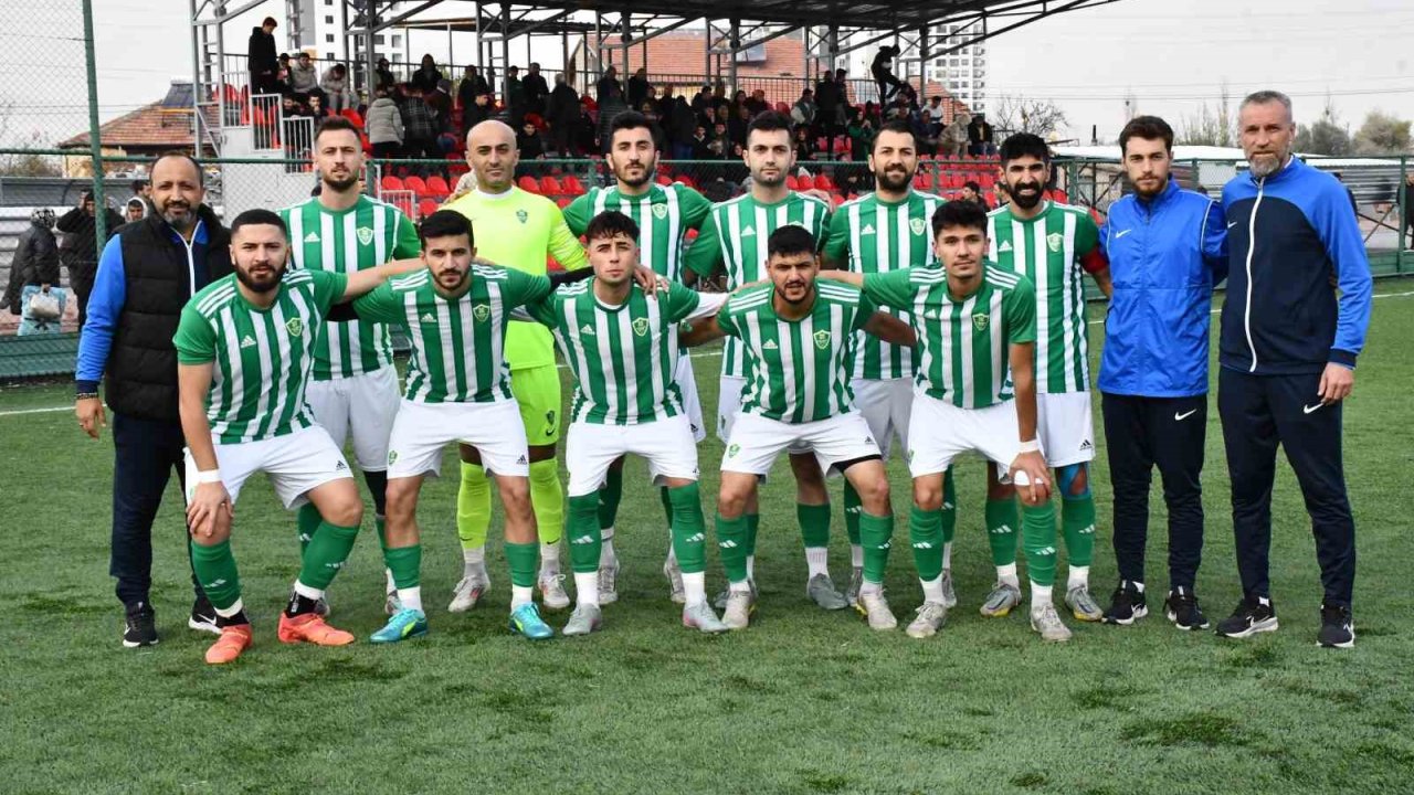 Kayseri Şekerspor yeni lider oldu