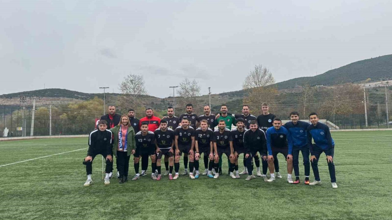 Pazaryerispor sezona farklı başladı, deplasmandan 9-1’lik skorla döndü