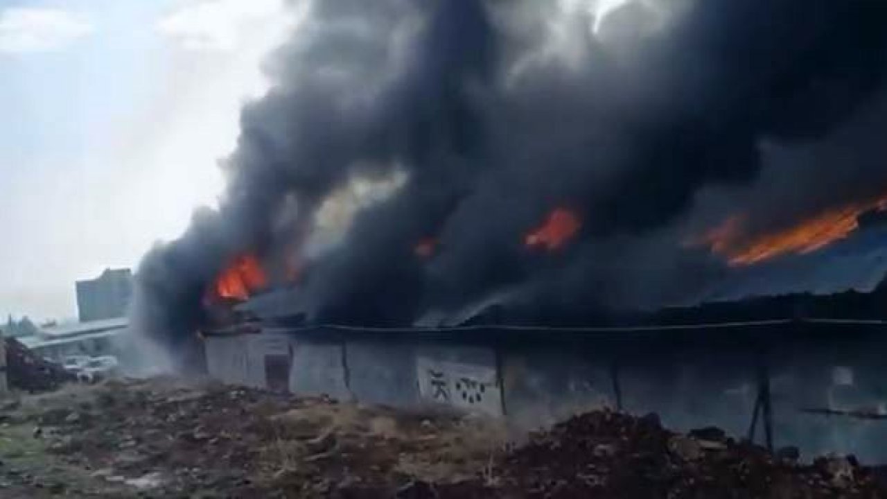 Nurdağı’nda depo yangını