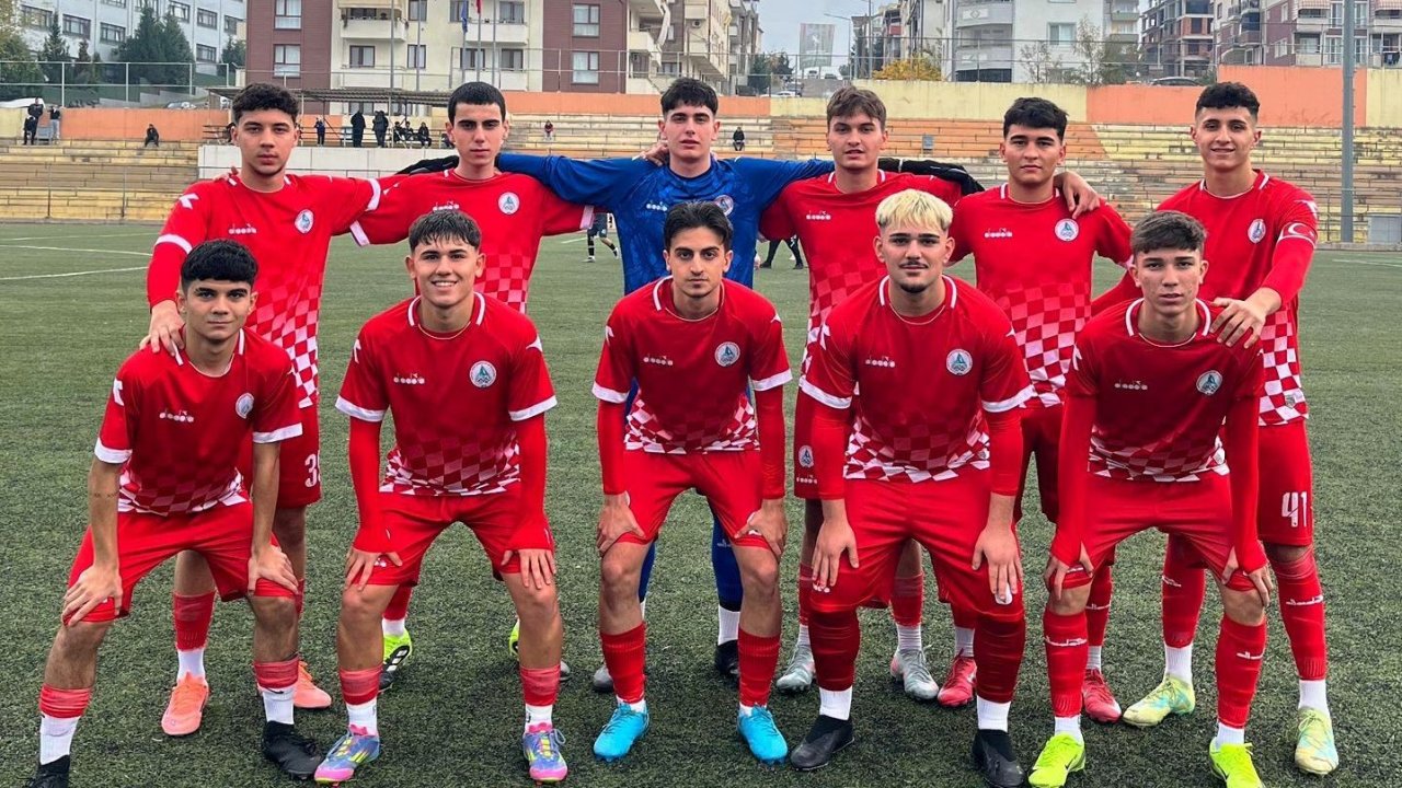 Başiskele Belediyespor ve Körfez Gençlerbirliği berabere kaldı
