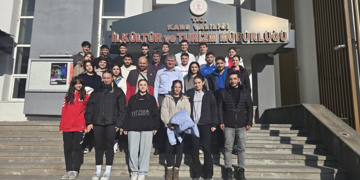 Recep Tayyip Erdoğan Üniversitesi Voleybol Takımı Kars'ta!