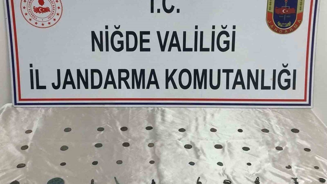 Niğde’de ’Anadolu Mirası Operasyonu’: 42 parça eser ele geçirildi