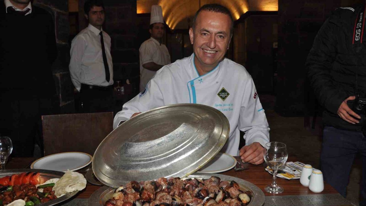 Gaziantep’te soğan kebabı sezonu açıldı