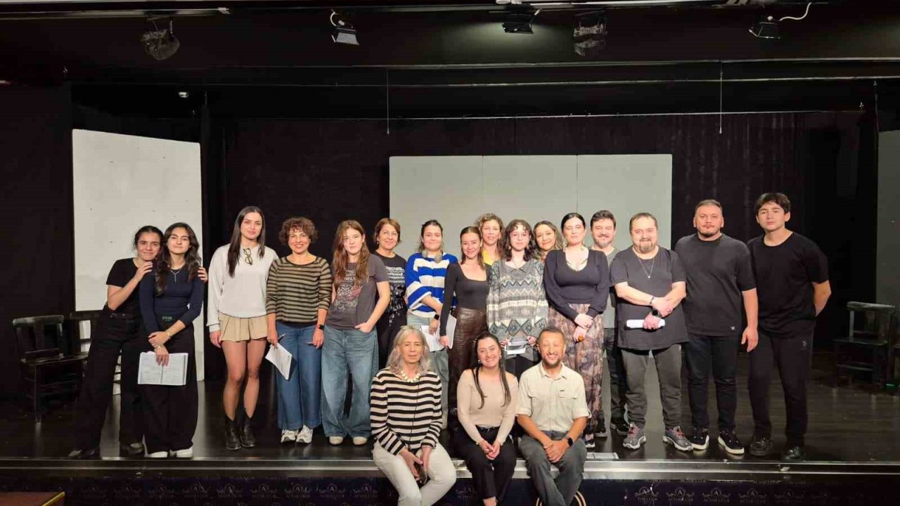 Art Bridge International Workshop Sahne Tozu Tiyatrosu’nda başladı