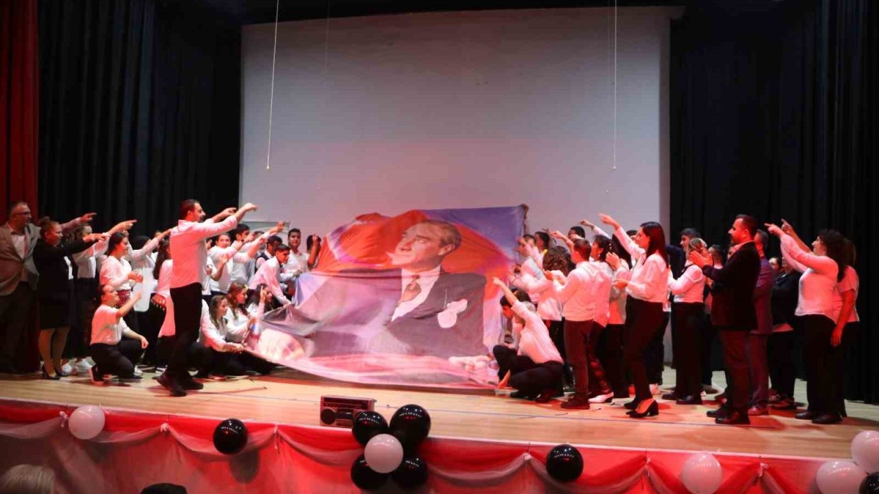 Söke’de özel öğrencilerin gösterileri ayakta alkışlandı