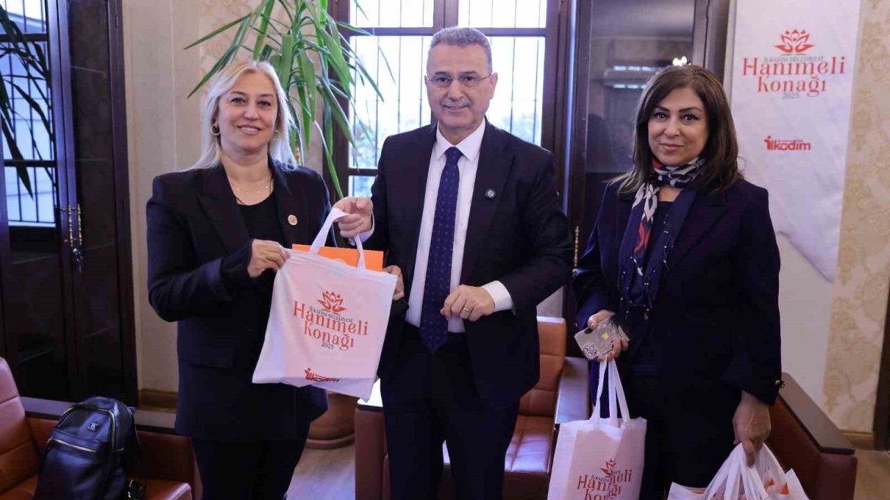 ’İlkadım’ın kadın muhtarları çalışıyor’