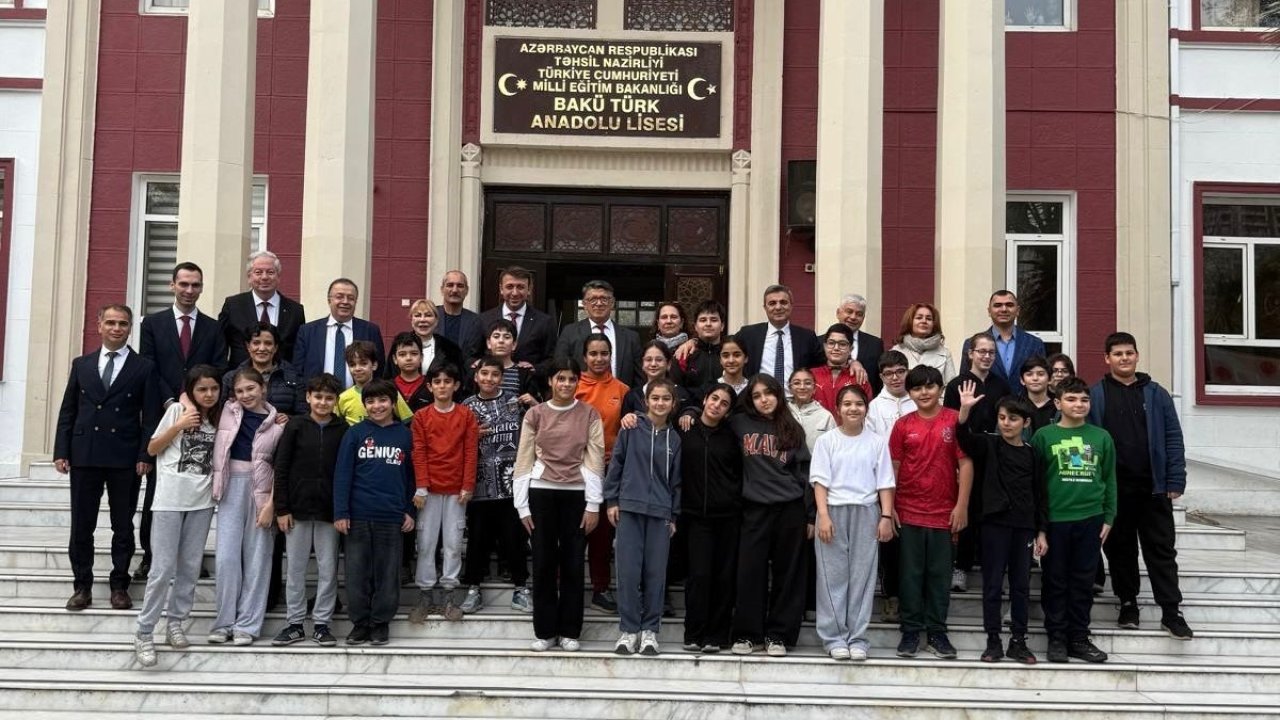 Fırat Üniversitesi Bakü’de tanıtıldı