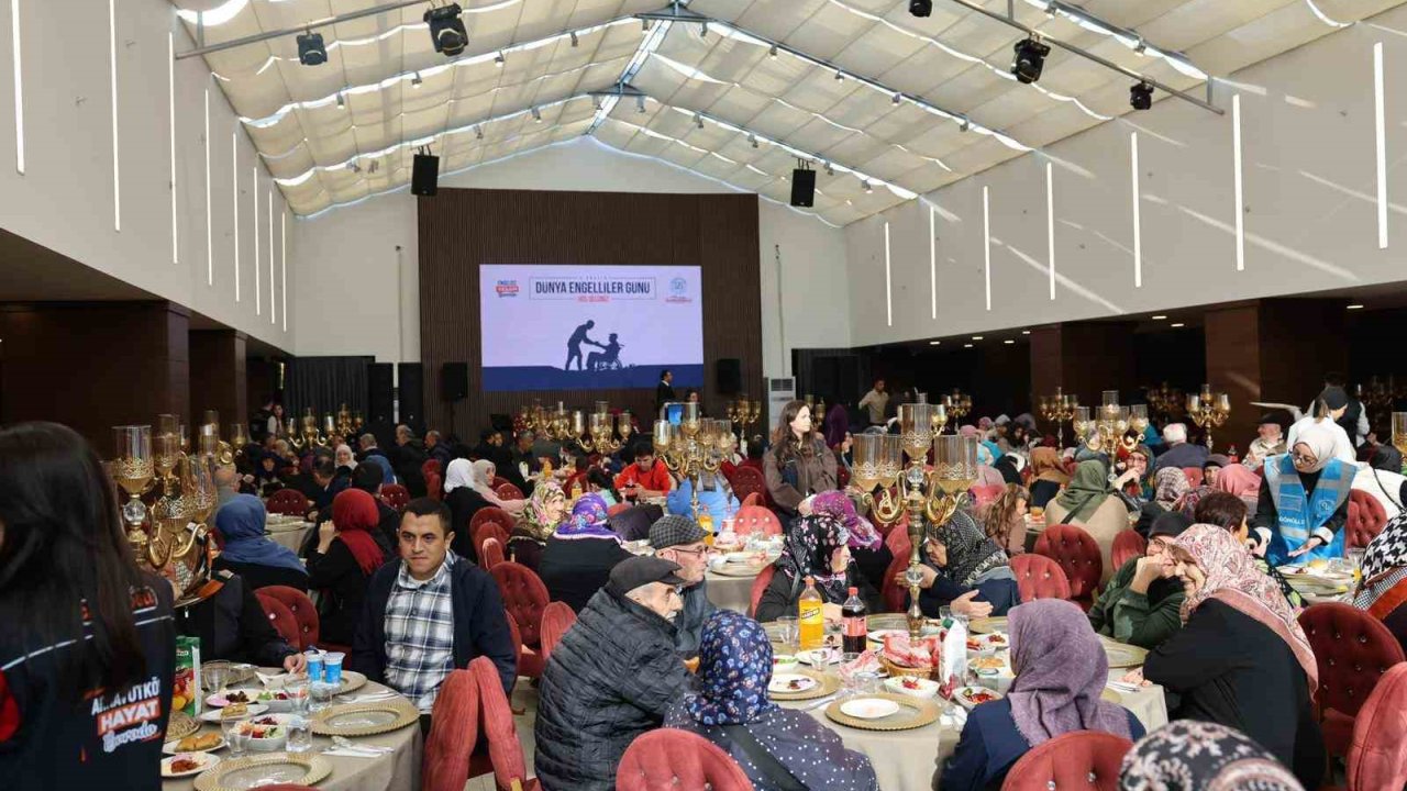 Arnavutköy’de 3 Aralık Dünya Engelliler Günü nedeniyle bir dizi etkinlik düzenlendi