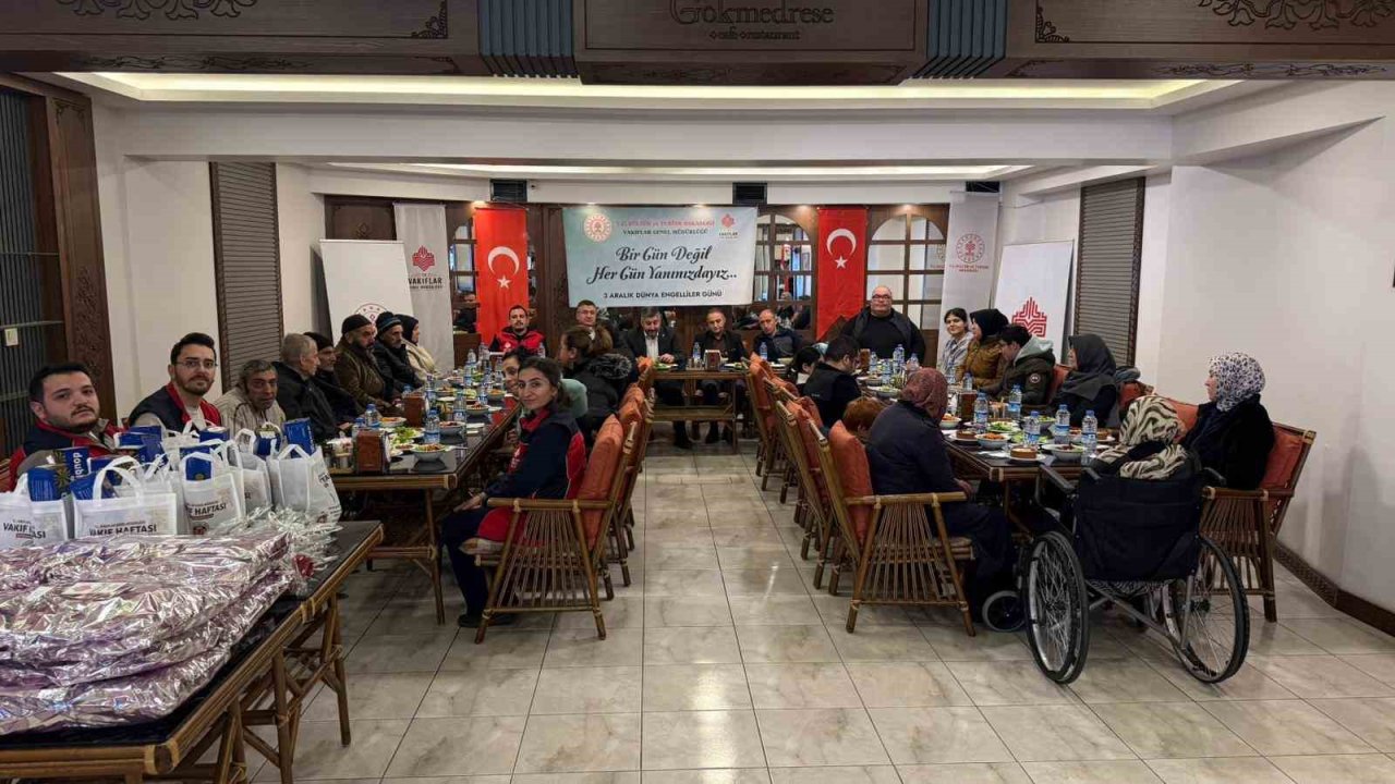 Engelli bireyler unutulmadı, vakıf kültürü ve tarihi eserler anlatıldı