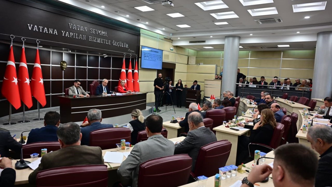 Kocagöz, yılın son meclisini müjdeyle kapattı