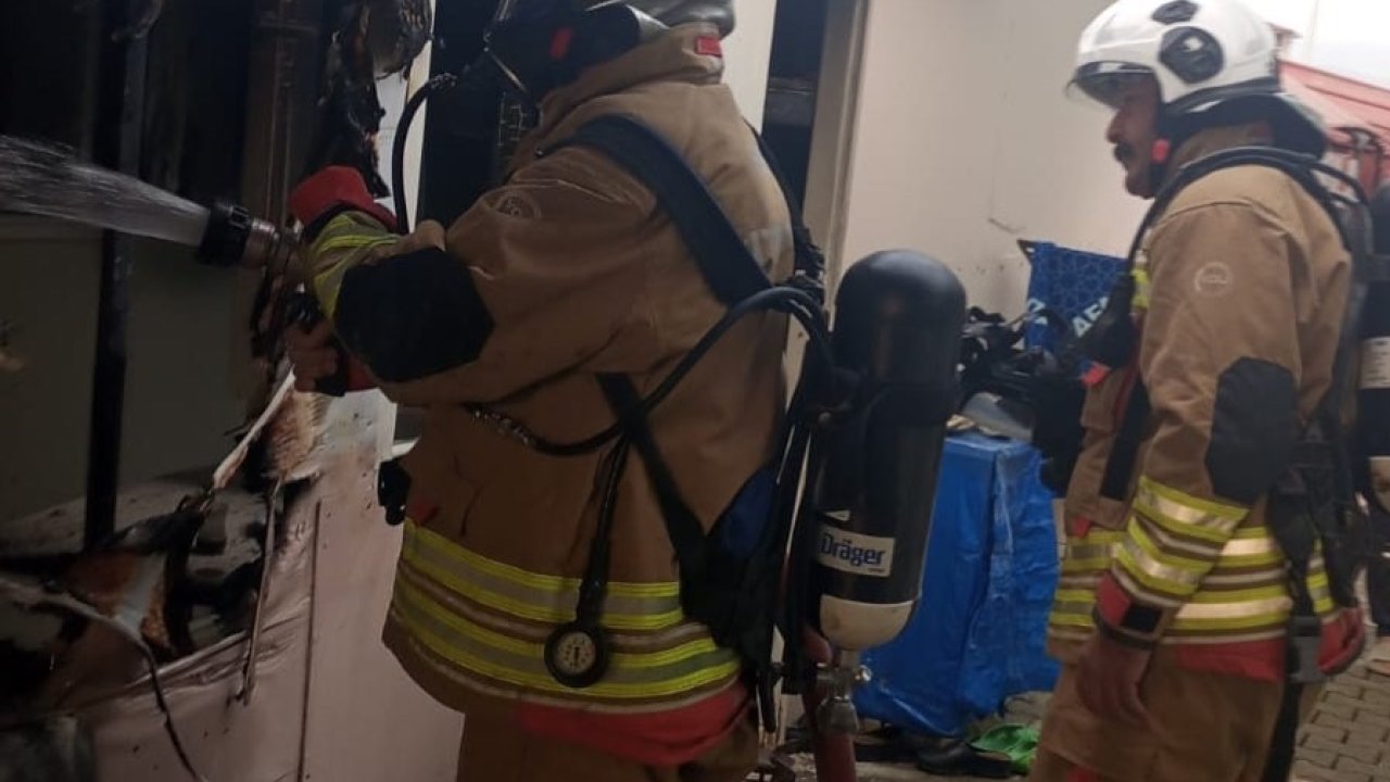 Defne’de konteyner yangını