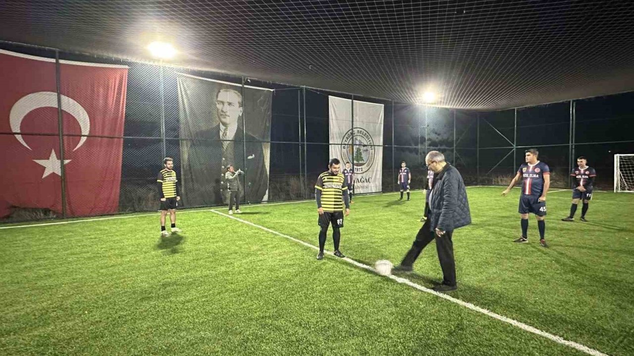 Beyağaç Belediyesi 2025 Halı Saha Turnuvası büyük bir heyecanla başladı
