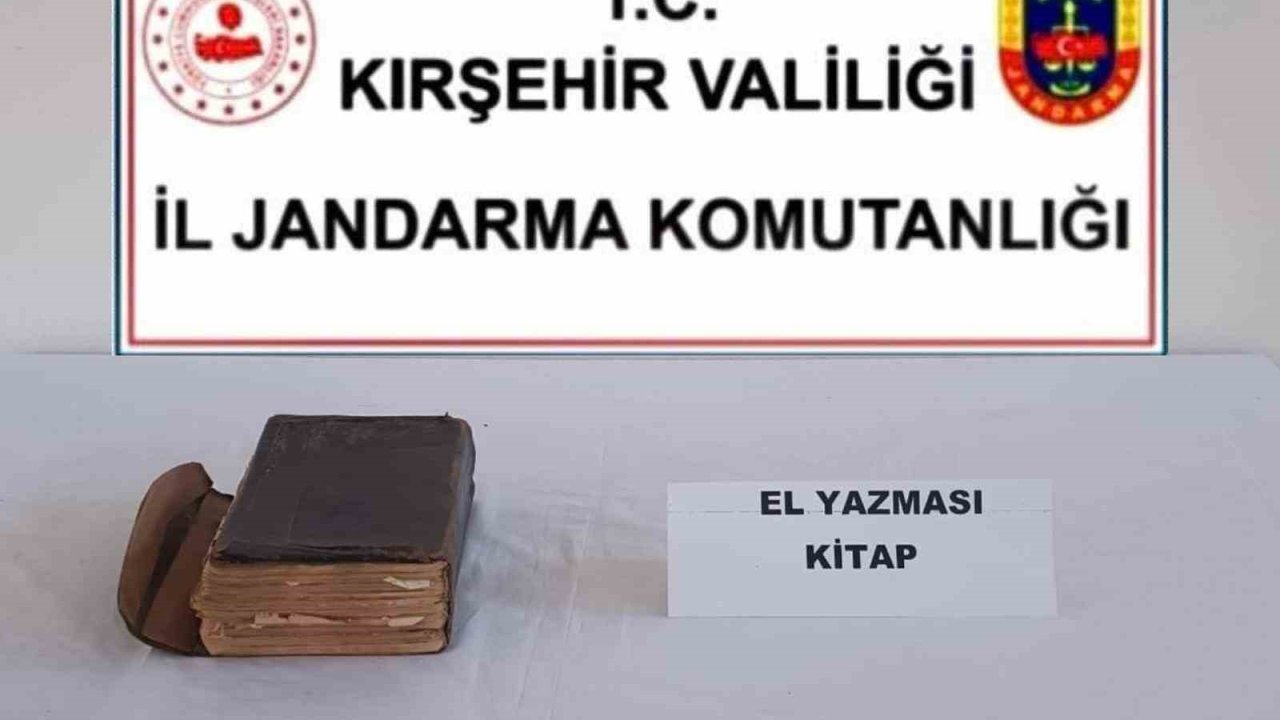 Kırşehir’de el yazması Kur’an ele geçirildi