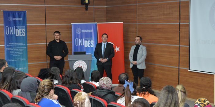 Kars’ta Yüzme Aday Hakem Kursu Yoğun İlgiyle Başladı