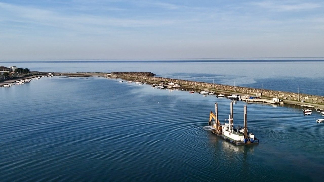 Kurupelit Marina’da deniz temizliği