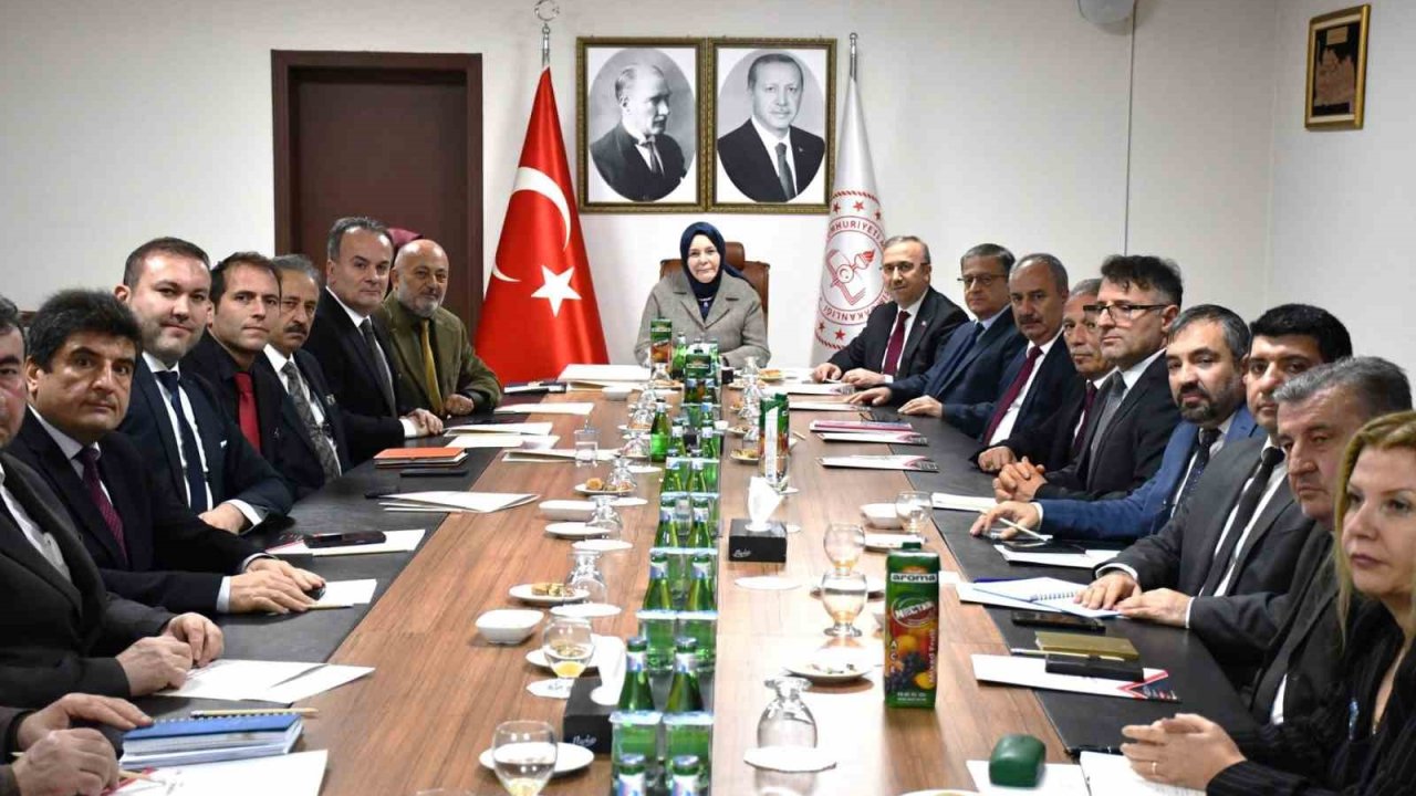 MEB Bakan Yardımcısı Ökten, Eskişehir’de değerlendirme toplantısı yaptı