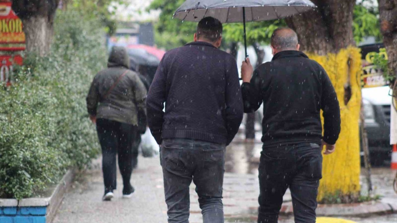 Aydın’da yağış akşam saatlerine kadar sürecek