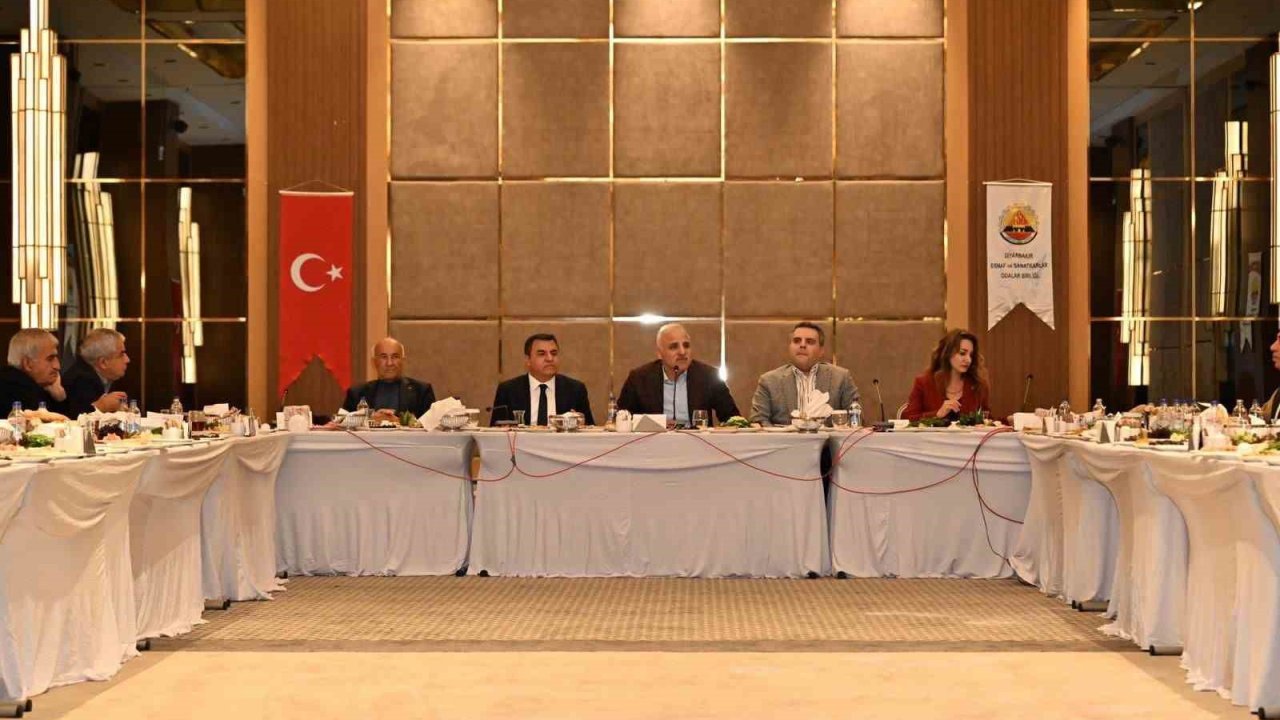 Vali Zorluoğlu, esnafın sorun ve taleplerini dinledi